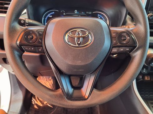Certified 2025 Toyota RAV4 XLE AWD/4WD image 19