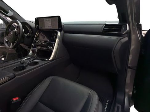Used 2023 Lexus LX 600 4WD w/ Interior Upgrade Package image 23
