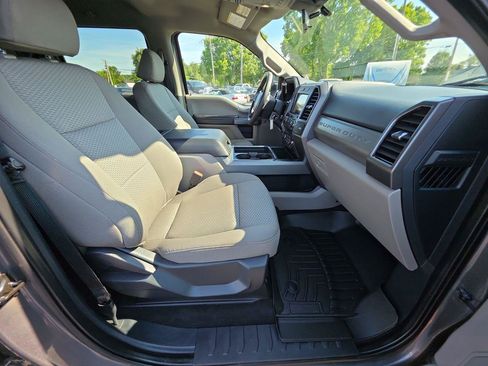 Used 2022 Ford F250 XLT w/ XLT Premium Package AWD/4WD image 8