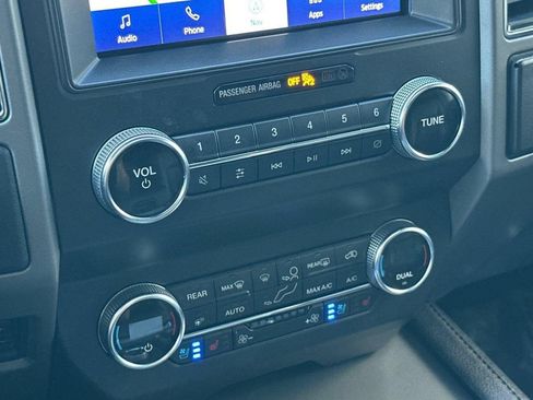 Used 2020 Ford Expedition XLT w/ Equipment Group 202A RWD image 18