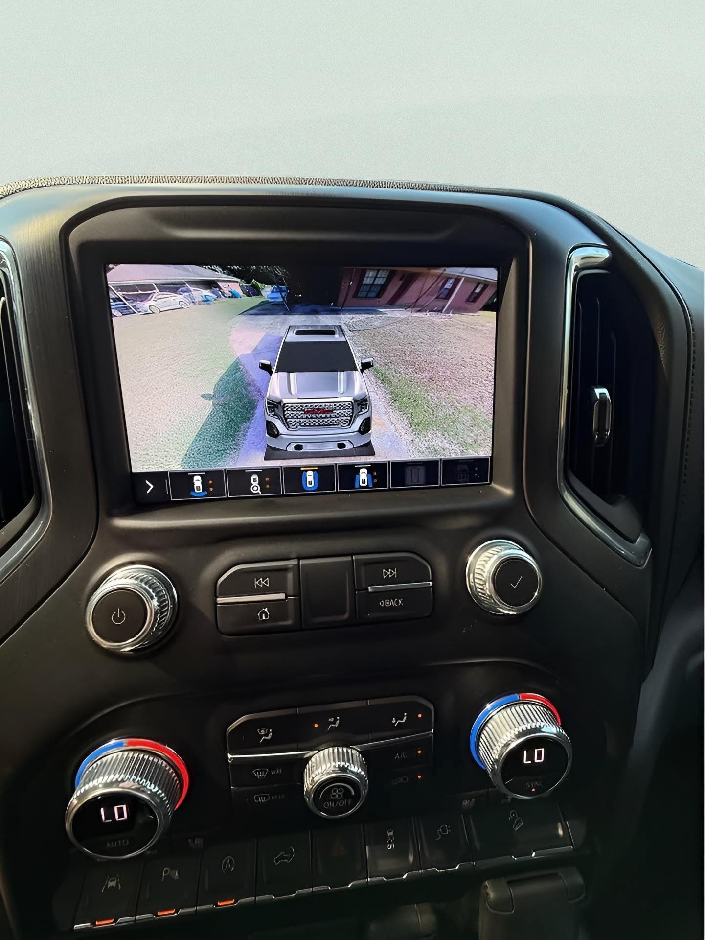 Used 2021 GMC Sierra 1500 AT4 w/ AT4 Value Package AWD/4WD image 15