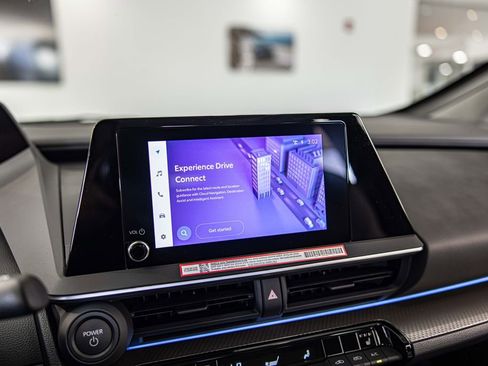 Used 2026 Toyota Prius XLE FWD image 26