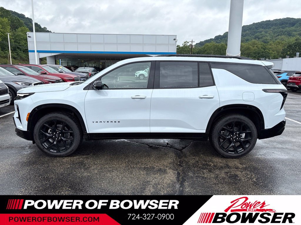 New 2026 Chevrolet Traverse RS w/ LPO, Floor Liner Package AWD/4WD image 2