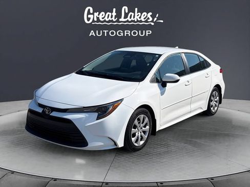 Used 2023 Toyota Corolla LE w/ Carpet Mat Package (TMS) FWD image 1