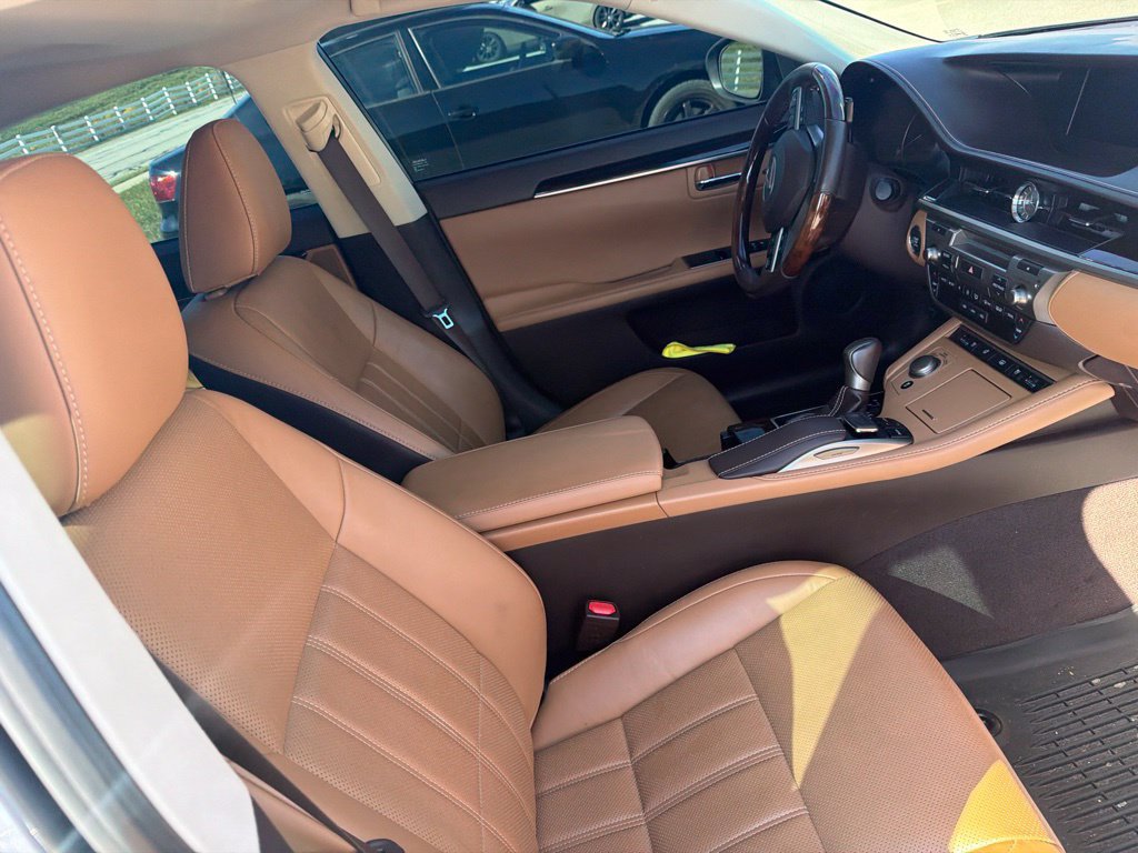 Used 2016 Lexus ES 350 FWD image 17