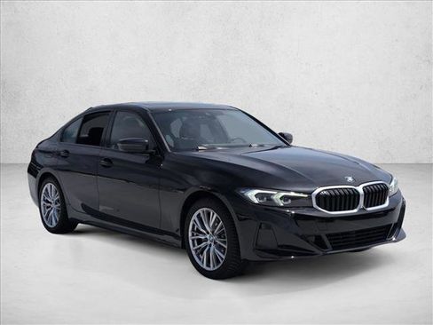 Used 2023 BMW 330i Sedan w/ Convenience Package image 3