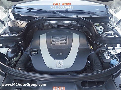 Used 2010 Mercedes-Benz GLK 350 4MATIC image 30