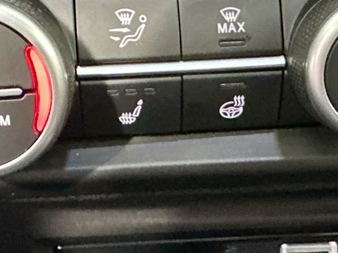 Used 2022 Alfa Romeo Giulia Ti image 19