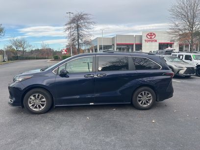 Used 2023 Toyota Sienna XLE
