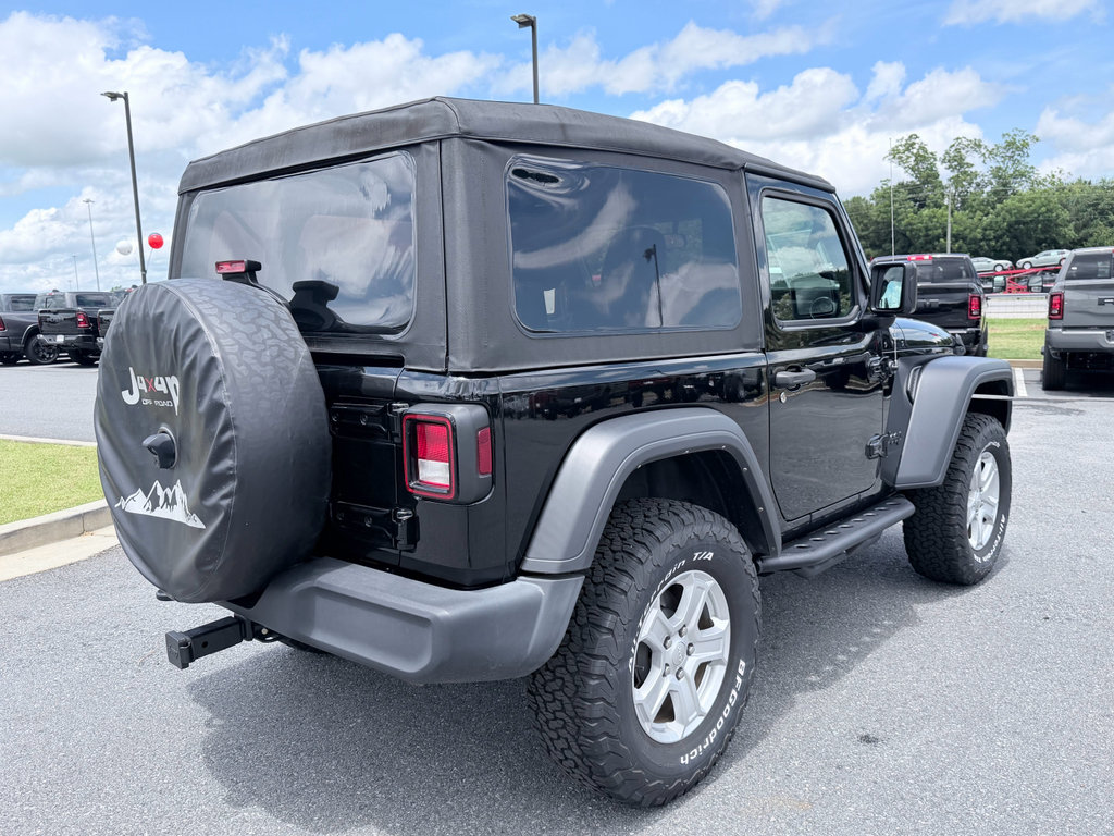 Used 2023 Jeep Wrangler Sport AWD/4WD image 6