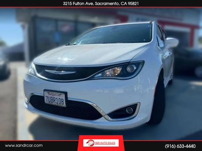 Used 2017 Chrysler Pacifica Touring-L