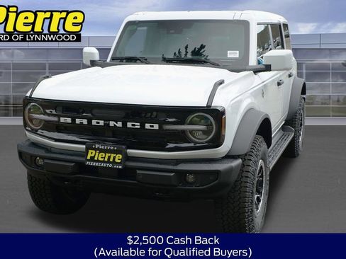New 2026 Ford Bronco Outer Banks w/ Sasquatch Package AWD/4WD image 1