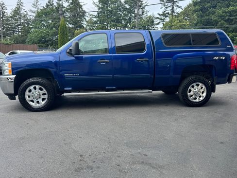 Used 2014 Chevrolet Silverado 2500 LT AWD/4WD image 4