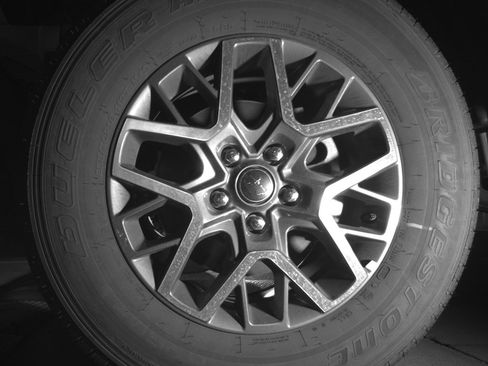 Used 2025 Jeep Wrangler Sahara image 12