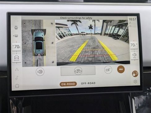 Used 2024 Land Rover Range Rover Sport SE image 23