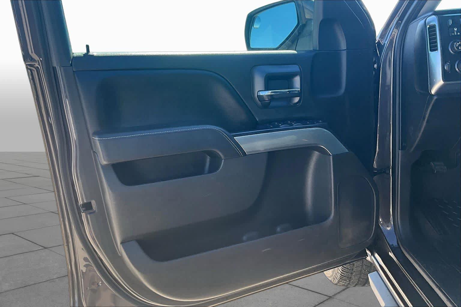 Used 2015 Chevrolet Silverado 1500 LT w/ Texas Edition, 1LT Trim AWD/4WD image 19
