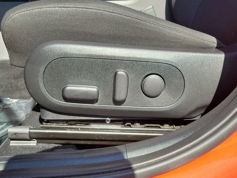 Used 2025 Hyundai Kona SEL FWD image 16