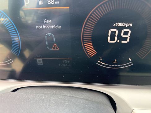 Used 2025 Hyundai Tucson SEL FWD image 7