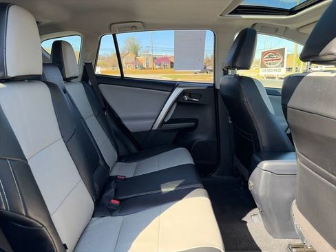 Used 2018 Toyota RAV4 XLE image 14