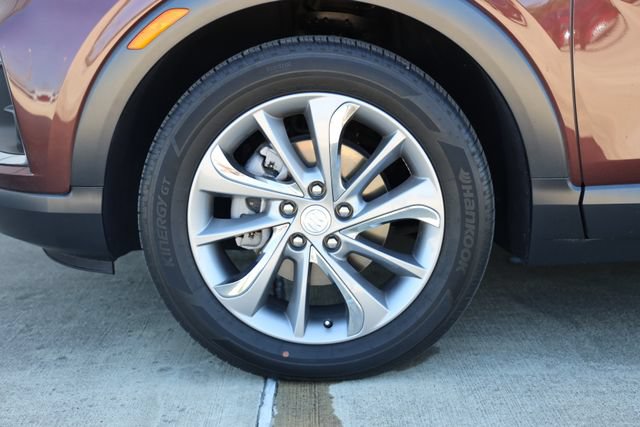 Used 2023 Buick Encore GX Essence w/ Experience Buick Package FWD image 9