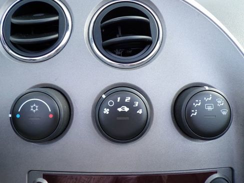 Used 2007 Pontiac Solstice GXP w/ Premium Package image 26