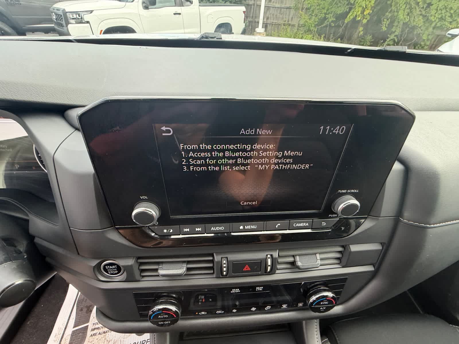 Used 2024 Nissan Pathfinder S AWD/4WD image 37