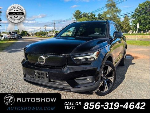 Used 2022 Volvo XC40 P8 Recharge Plus AWD/4WD image 1