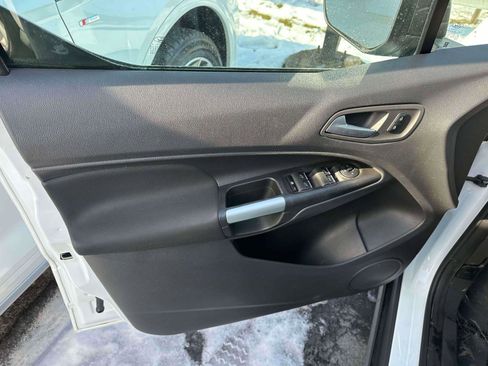 Used 2015 Ford Transit Connect XLT image 16