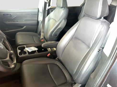 Used 2024 Honda Odyssey EX-L image 21