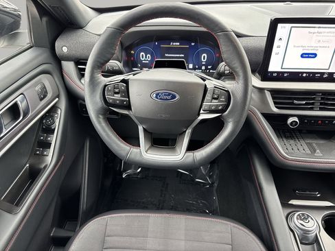 Certified 2025 Ford Explorer ST-Line w/ Premium Package image 14