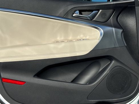 New 2026 Genesis G70 2.5T image 10