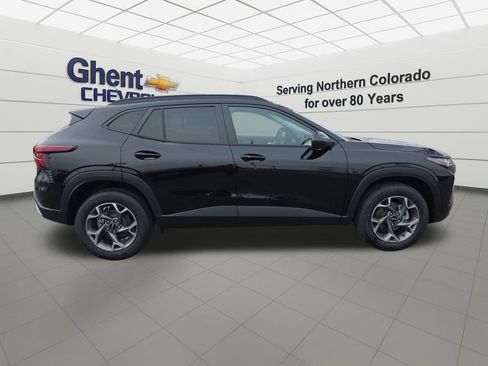 New 2026 Chevrolet Trax LT w/ Driver Confidence Package image 6