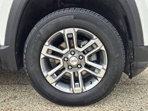 Used 2025 GMC Terrain Elevation AWD/4WD image 28