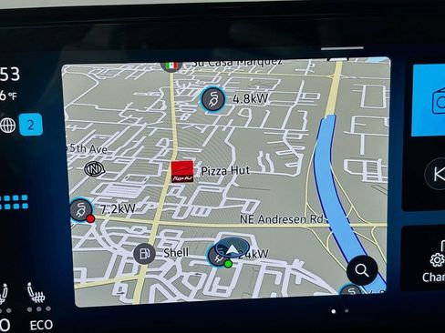 Certified 2023 Volkswagen ID.4 2WD image 17