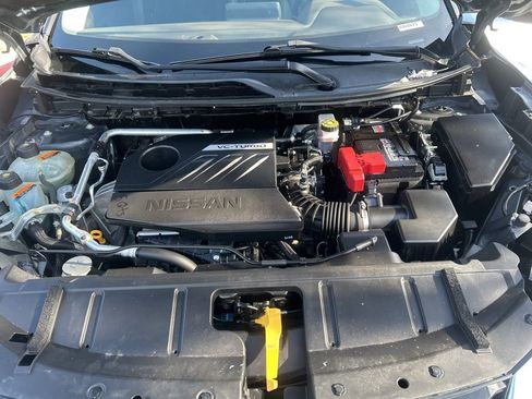 Used 2023 Nissan Rogue S image 30