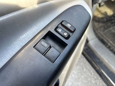 Used 2015 Toyota Tacoma 4x4 Access Cab V6 image 17