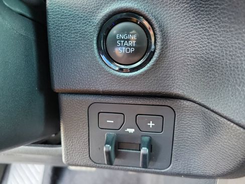 Used 2025 Toyota Tundra SR5 AWD/4WD image 20