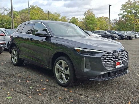 New 2025 Audi Q5 Premium Plus image 10