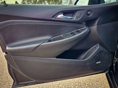 Used 2016 Chevrolet Cruze Premier image 10