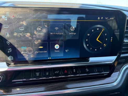 Used 2025 Chevrolet Silverado 2500 LT w/ Convenience Package image 28