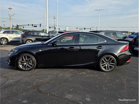 Used 2019 Lexus IS 300 F Sport w/ F Sport Package AWD/4WD image 16
