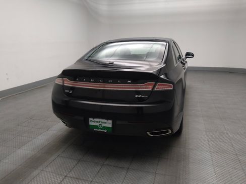 Used 2014 Lincoln MKZ FWD image 7