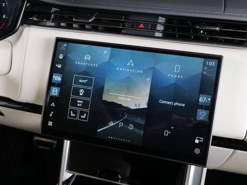 Certified 2025 Land Rover Range Rover SE AWD/4WD image 14