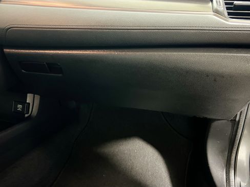 Used 2018 Honda Civic EX-L image 34