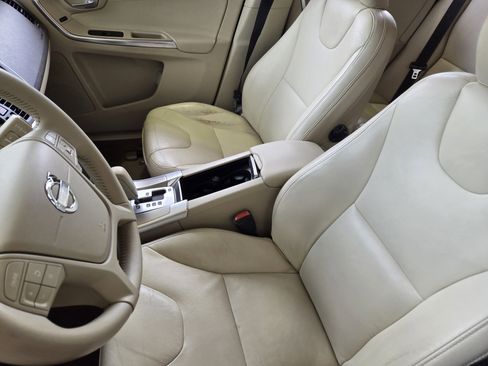 Used 2012 Volvo XC60 3.2 image 19