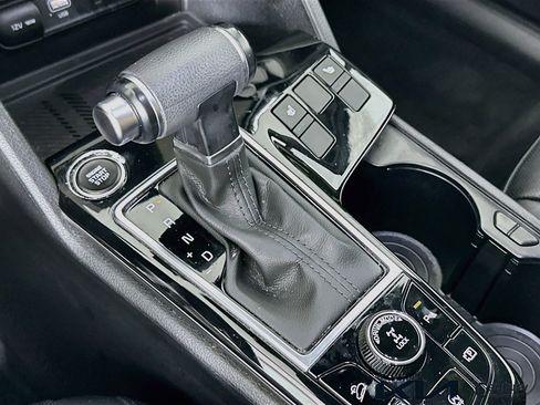 Certified 2023 Kia Sportage X-Line w/ X-Line Premium Package image 17