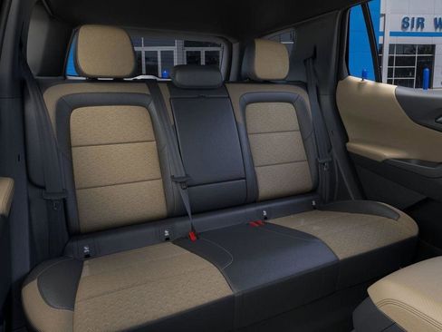 New 2026 Chevrolet Equinox ACTIV w/ Convenience Package III image 18