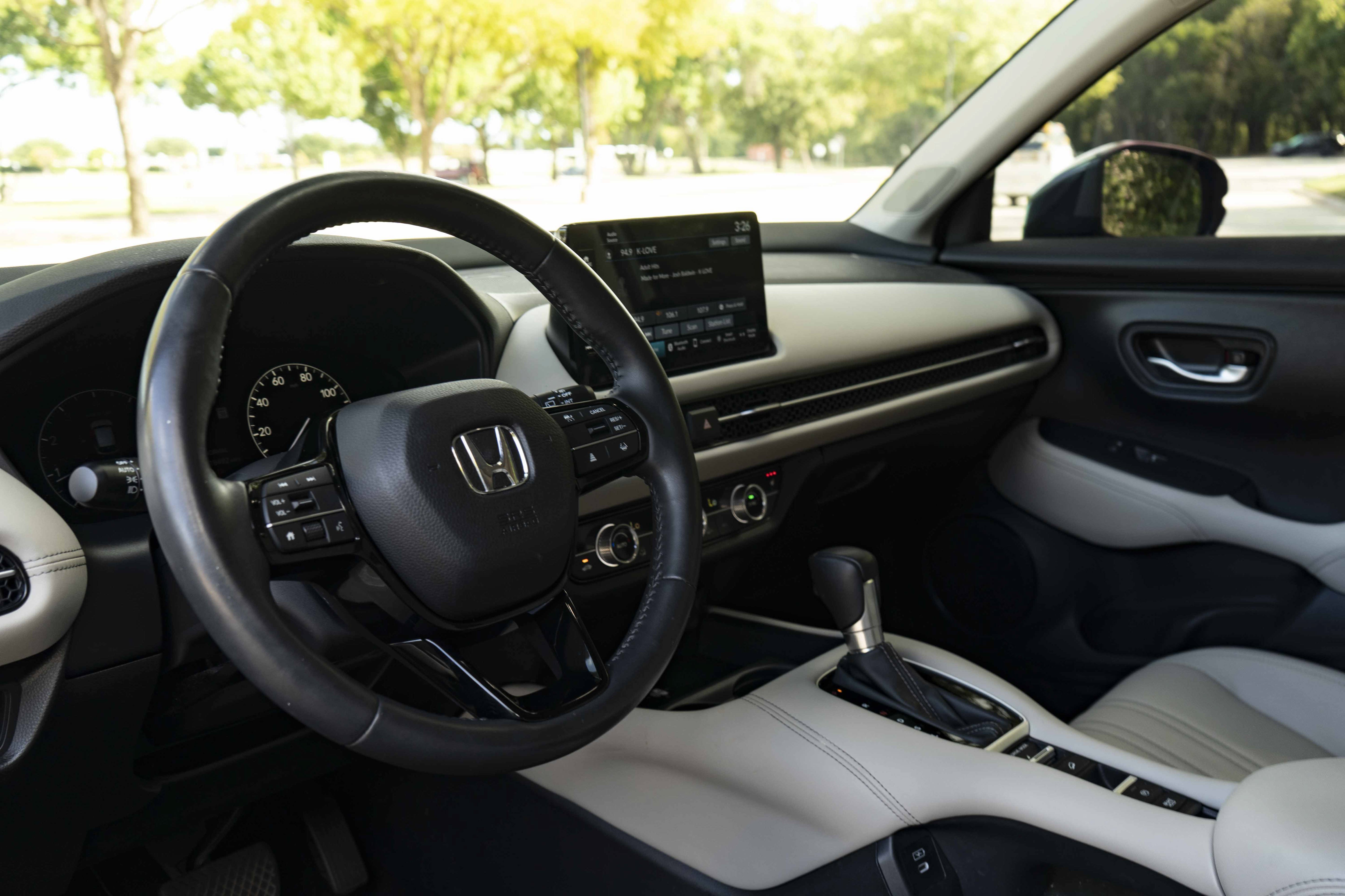 Used 2024 Honda HR-V EX-L image 16