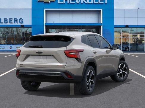 New 2026 Chevrolet Trax RS w/ Driver Confidence Package FWD image 4