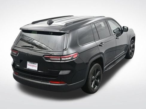 Used 2023 Jeep Grand Cherokee L Laredo AWD/4WD image 24